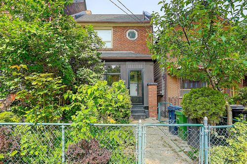 149 Euclid Ave, Toronto, ON, M6J2J8 | Card Image