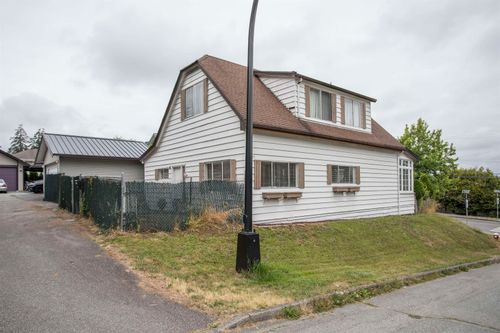 12393 Gray St, Maple Ridge, BC, V2X5V1 | Card Image