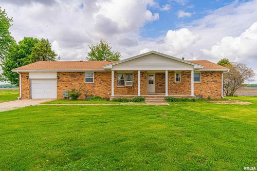 1974 1986th St, Atlanta, IL, 61723-9142 | Card Image