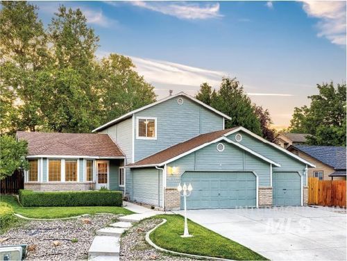 631 N Stierman Way, Eagle, ID, 83616 | Card Image