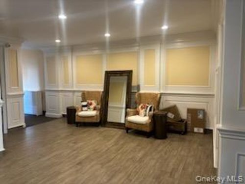 apt-1k-222 7th St, Garden City, NY, 11530-5790 | Card Image