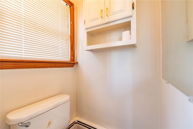 72 Flagg Ave, House other with 3 bedrooms, 2 bathrooms and 3 parking in Warwick RI | Image 23
