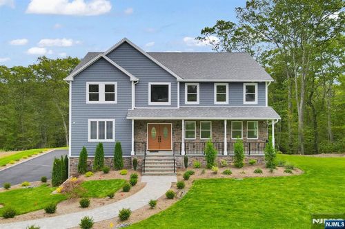 24 Eagles Nest Ter, West Milford, NJ, 07480-2943 | Card Image