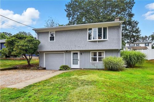 89 Spice Bush Trl, Narragansett, RI, 02882-2410 | Card Image