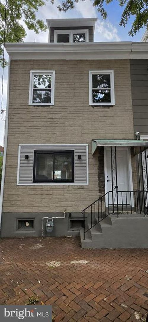 434 S 6th, READING, PA, 19602 | Card Image