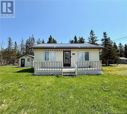 33 Allée Des Vacanciers, Pointe Canot, NB, E8T | Card Image