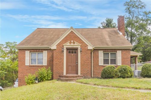 403 Walnut St, Point Marion, PA, 15474-1156 | Card Image