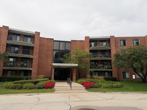 318c-1415 E Central Rd, Arlington Heights, IL, 60005-3321 | Card Image