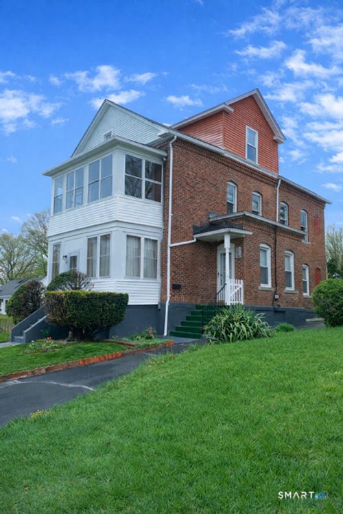 33 Hillhurst Ave, New Britain, CT, 06053-2719 | Card Image