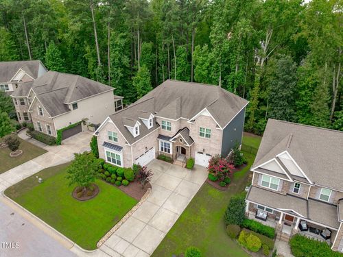 2170 Vittorio Ln, Apex, NC, 27502-9678 | Card Image