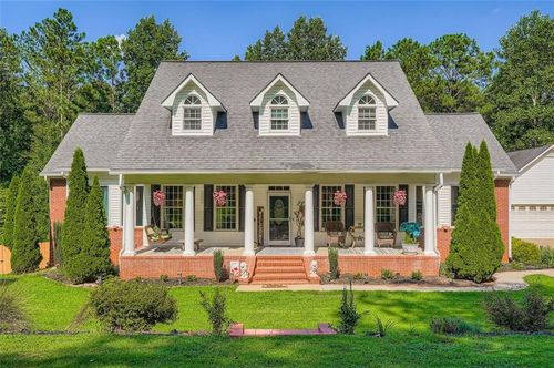 7277 Avalon Dr, Douglasville, GA, 30135-5638 | Card Image