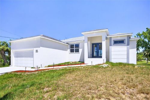 200 Leach Dr, PUNTA GORDA, FL, 33950-2907 | Card Image
