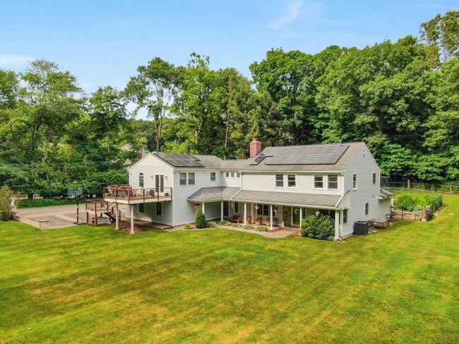 10 Old Kings Hwy, House other with 6 bedrooms, 4 bathrooms and 4 parking in Norwalk CT | Image 31