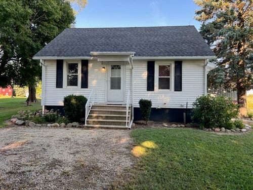 7375 Coon Trail Rd, CAPRON, IL, 61012-9604 | Card Image