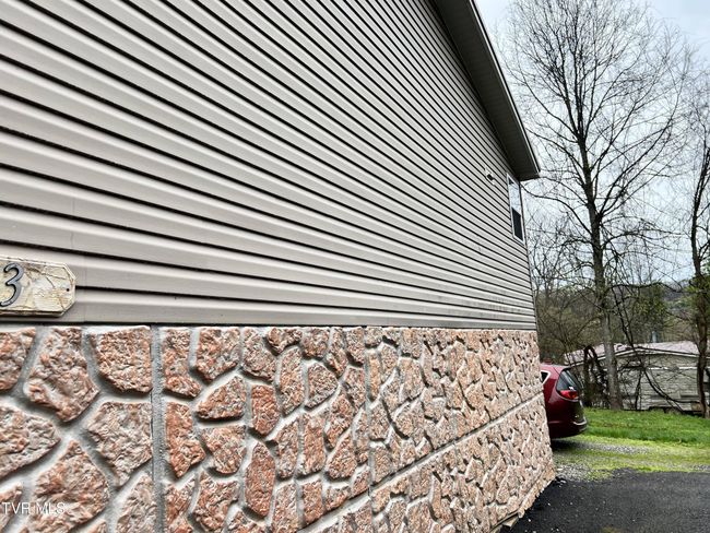 9536 Mcfall Fork Rd, House other with 3 bedrooms, 2 bathrooms and null parking in Pound VA | Image 7