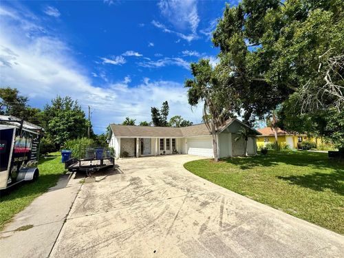 5824 Whistlewood Cir, SARASOTA, FL, 34232-6020 | Card Image