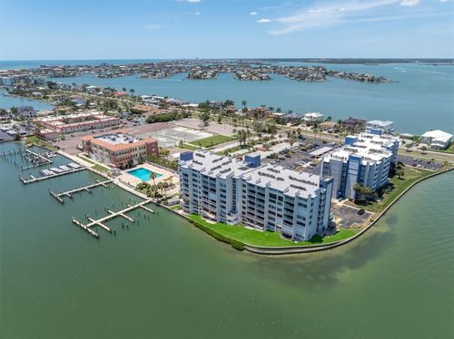 102-450 Treasure Island Cswy, Treasure Island, FL, 33706-1137 | Card Image