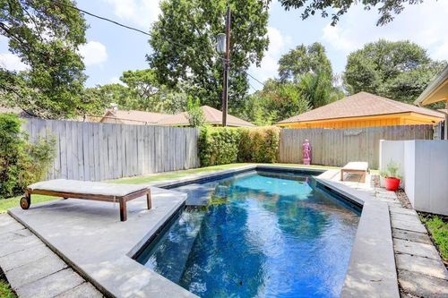 11306 Oak Spring Dr, Houston, TX, 77043-4605 | Card Image