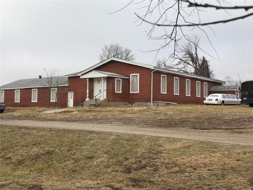 23625 S State Route Y, Peculiar, MO, 64078-8885 | Card Image