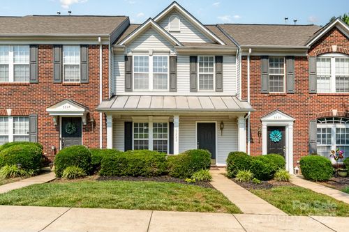 5322 Jocelyn Ln, Charlotte, NC, 28269-6184 | Card Image