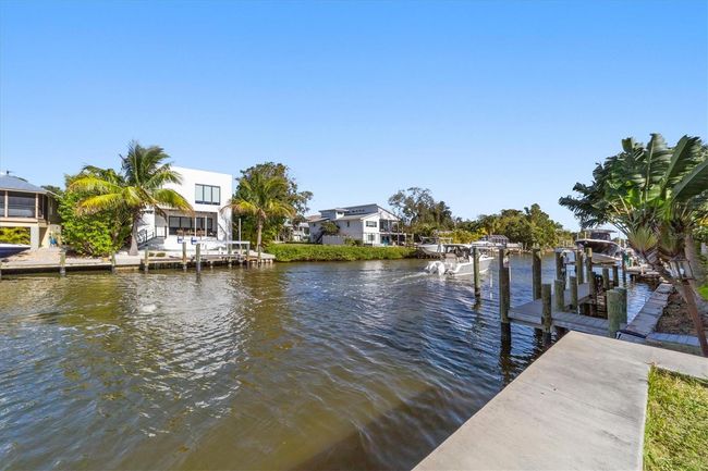 4937 Oxford Dr, House other with 3 bedrooms, 2 bathrooms and null parking in SIESTA KEY FL | Image 32