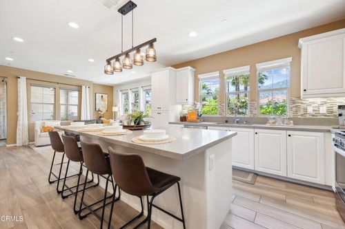unit-a-865 Orchid Way, Azusa, CA, 91702-7129 | Card Image