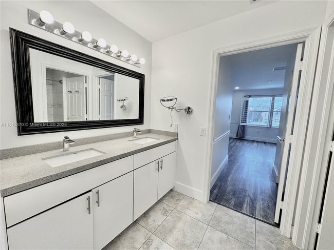 16515 Ruby Lk, House other with 4 bedrooms, 3 bathrooms and null parking in Weston FL | Image 23
