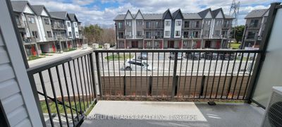 209 - 2635 William Jackson Dr, Condo with 3 bedrooms, 3 bathrooms and 1 parking in Pickering ON | Image 3