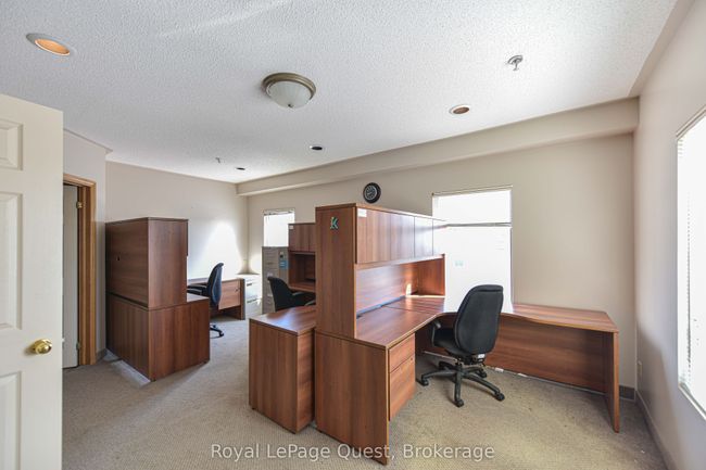 94 Colborne St W, Home with 0 bedrooms, 0 bathrooms and null parking in Orillia ON | Image 24