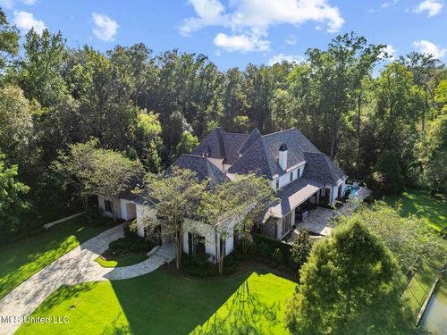 101 Red Leaf Cv, Ridgeland, MS, 39157-8683 | Card Image