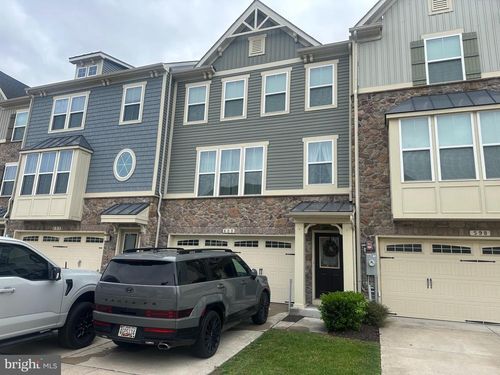 600 Fox River Hills Way, GLEN BURNIE, MD, 21060-8486 | Card Image