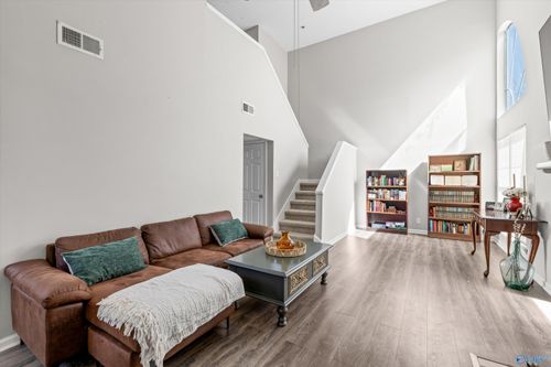5-1039 Stones Throw Dr Nw, Huntsville, AL, 35806-3531 | Card Image
