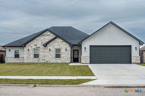 107 Opal Way, Port Lavaca, TX, 77979-5020 | Card Image