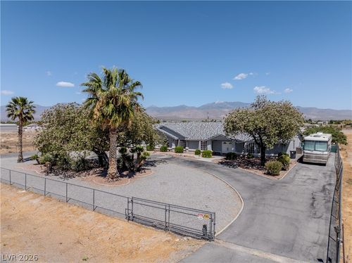 3751 S Mariposa Ave, Pahrump, NV, 89048-5764 | Card Image