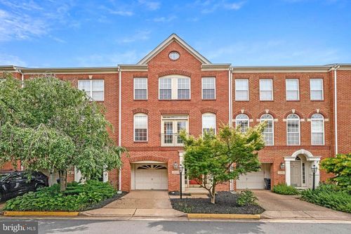 2849 Laura Gae Cir, VIENNA, VA, 22180-7447 | Card Image