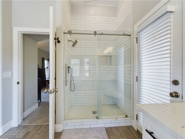 Primary Bathroom | Image 28