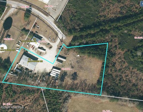 196 Southpark Dr, Wallace, NC, 28466-8162 | Card Image