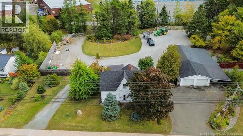 416 Hampton Rd, Quispamsis, NB, E2E4V5 | Card Image