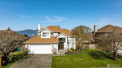 3608 W 4th St, Anacortes, WA, 98221-1225 | Card Image