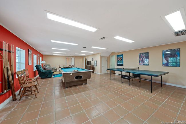 388 Oak Trl, House other with 3 bedrooms, 5 bathrooms and null parking in Pipe Creek TX | Image 23