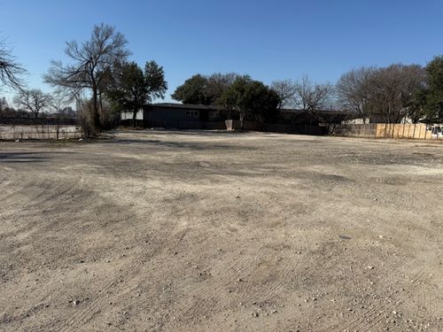 4812 N Interstate 35 Highway, Austin, TX, 78751 | Card Image