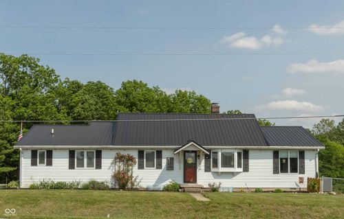 4744 S Greensboro Pike, Knightstown, IN, 46148-9535 | Card Image