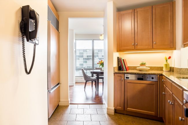 APT-11G - 1 Avery St, Condo with 2 bedrooms, 3 bathrooms and null parking in Boston MA | Image 8