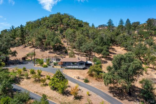 5100 W Soda Rock Ln, Healdsburg, CA, 95448-9010 | Card Image
