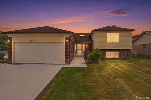 38354 Sleigh Drive, Sterling Heights, MI, 48310 | Card Image