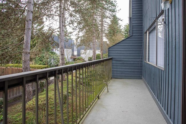 7354 Capistrano Drive, Townhouse with 3 bedrooms, 1 bathrooms and 2 parking in Burnaby BC | Image 8