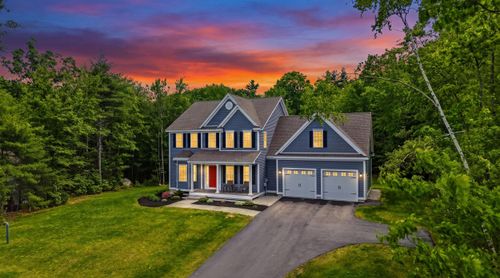 12 Old Mill Ln, Hooksett, NH, 03106-2446 | Card Image
