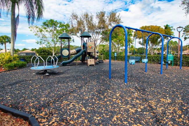 8285 Fresh Crk, Condo with 2 bedrooms, 2 bathrooms and null parking in West Palm Beach FL | Image 26