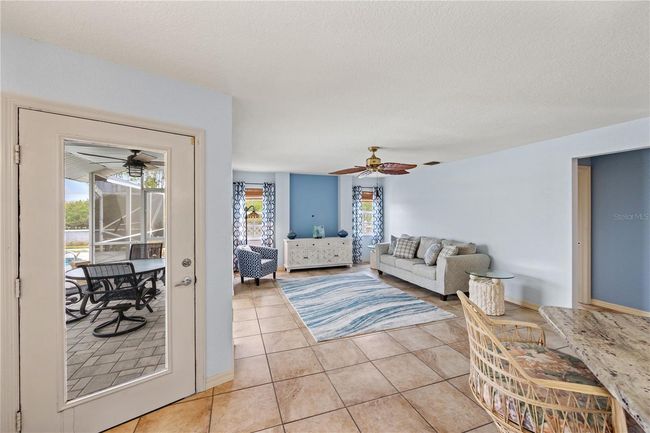 12950 Sw Pembroke Cir S, House other with 3 bedrooms, 2 bathrooms and null parking in LAKE SUZY FL | Image 27