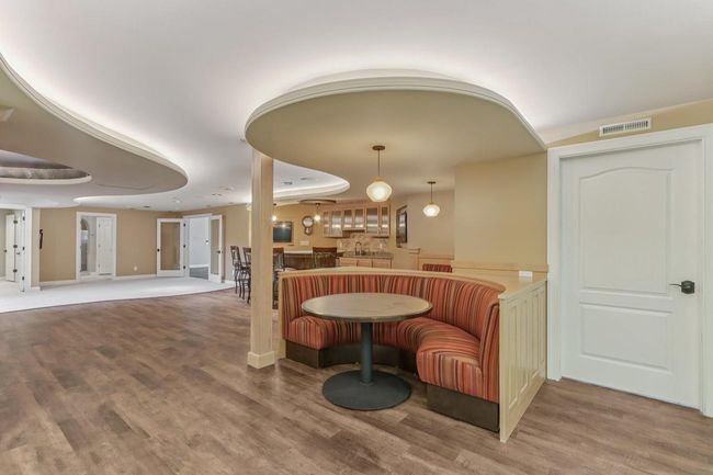 1601 Cedar Bend, House other with 5 bedrooms, 4 bathrooms and null parking in Hartland WI | Image 85